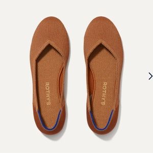 Rothy’s flat in Fawn, size 8.5
